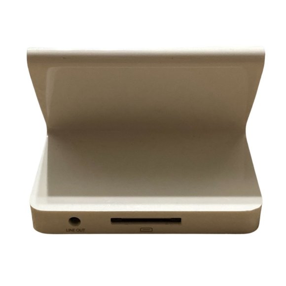 Apple Keyboard Dock for Apple iPad White 11"W 7-1/4H - Picture 4 of 7